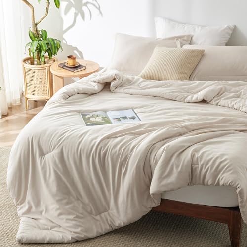 Bedsure Queen Comforter Set - Beige Comforter Queen Size, Soft Bedding for All Seasons, Cationic Dyed Bedding Set, 3 Pieces, 1 Comforter (90'x90') and 2 Pillow Shams (20'x26'+2')